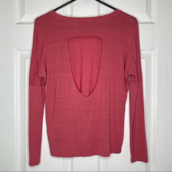 SKECHERS PERFORMANCE Women’s 3/4 Long Sleeve Backless Workout Tee Shirt XS - Picture 7 of 11